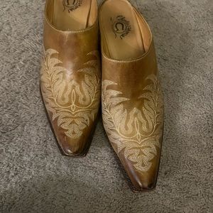 Charlie horse western muels 9 1/2 brown